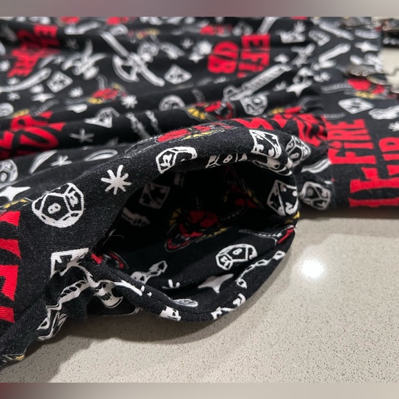 Stranger Things Her Universe Suspender Skirt Apron Dress Adjustable Straps Med - Picture 9 of 11